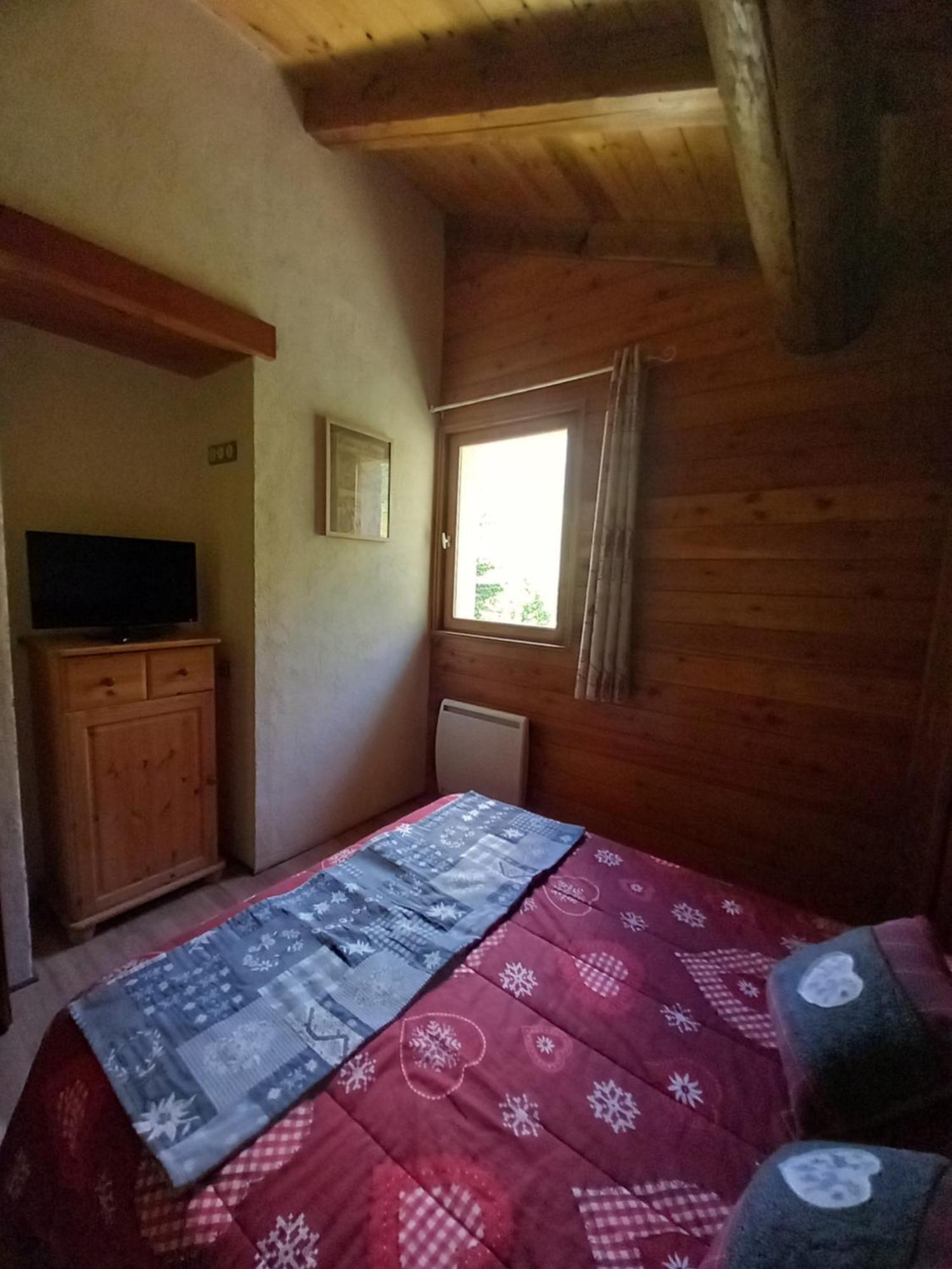 Chalet L'Aubepine Residence B&B Bessans Exterior photo