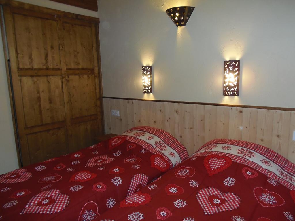 Chalet L'Aubepine Residence B&B Bessans Exterior photo
