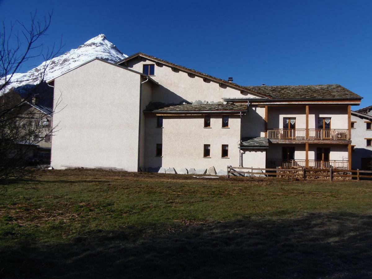 Chalet L'Aubepine Residence B&B Bessans Exterior photo