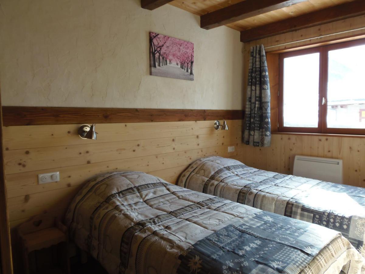 Chalet L'Aubepine Residence B&B Bessans Exterior photo